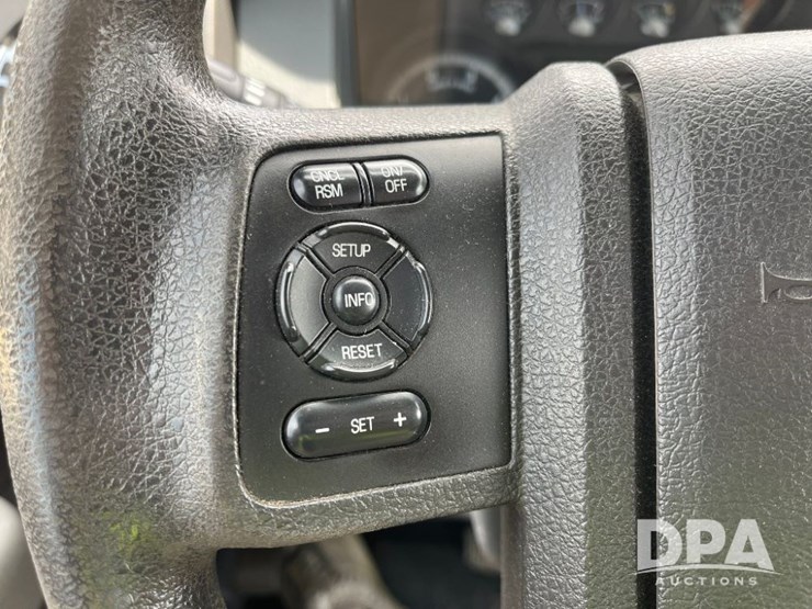 2013-ford-f250-xlt-image-51