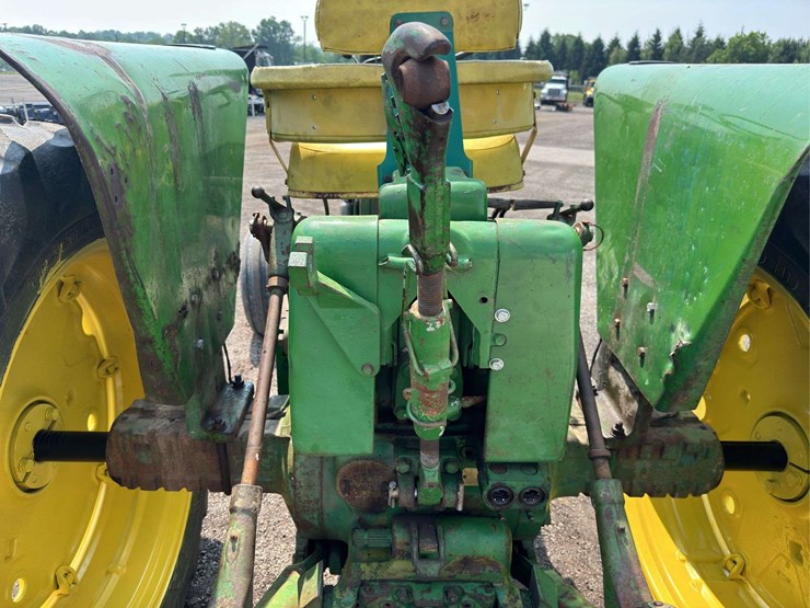 john-deere-2510-image-23