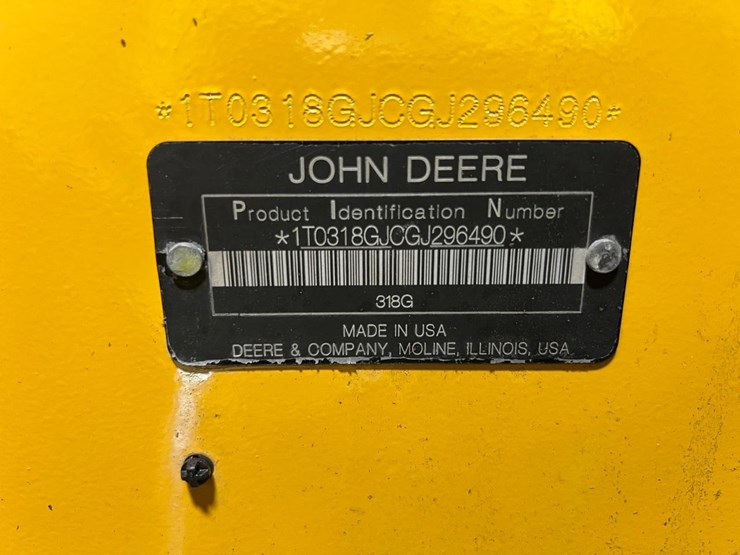 2016-deere-318g-image-50