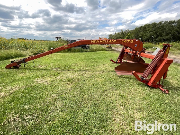 new-holland-1475-image-8