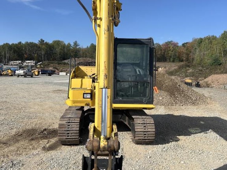 2012-komatsu-pc70-image-8