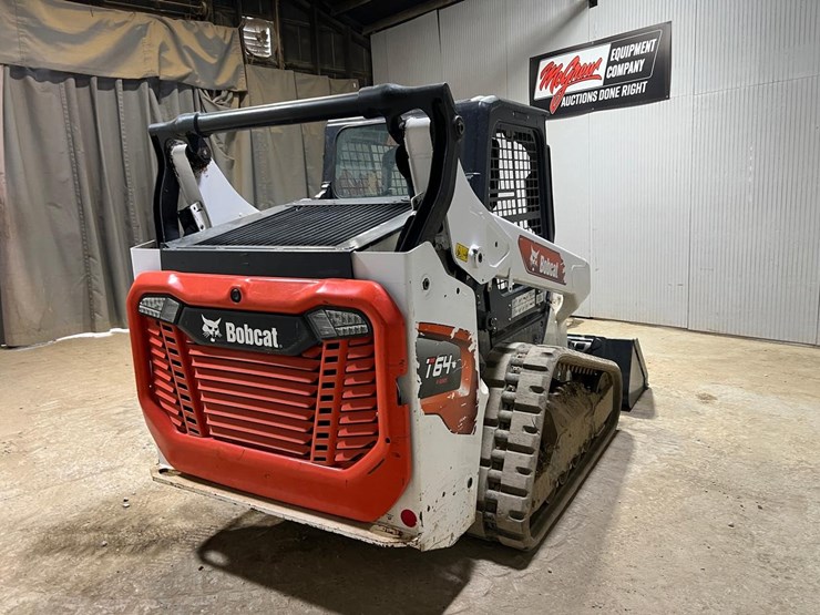 2022-bobcat-t64-image-34