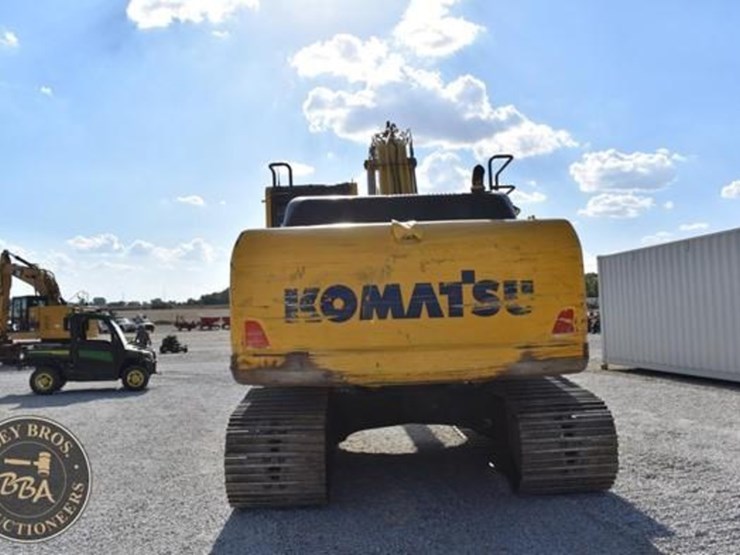 2014-komatsu-pc210-10-image-19