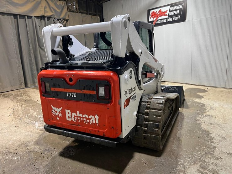 2022-bobcat-t770-image-5