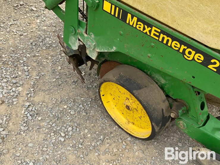 john-deere-7200-image-13
