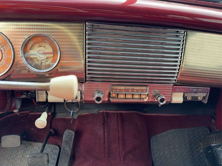 1940-buick-super-8-phaeton-image-27