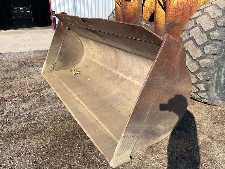 clark-125-wheel-loader-image-14