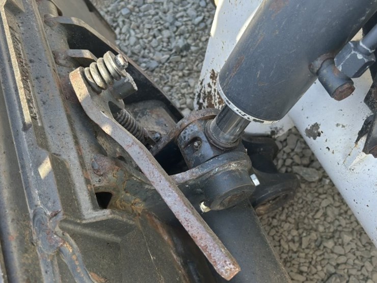 2019-bobcat-t650-image-17