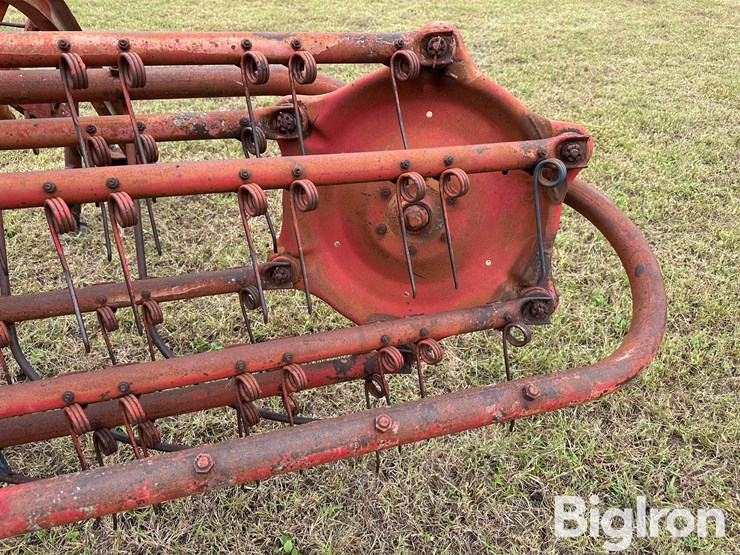 massey-ferguson-86-image-12