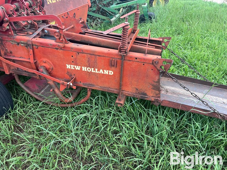 new-holland-270-image-17