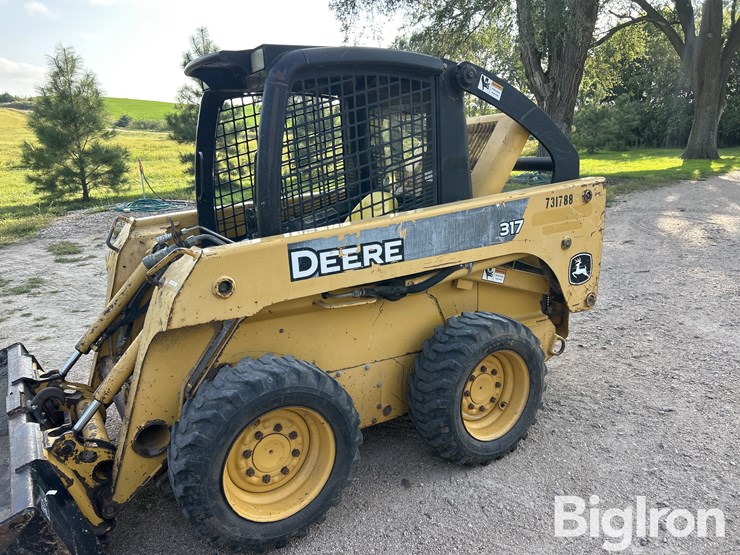 2005-john-deere-317-image-10
