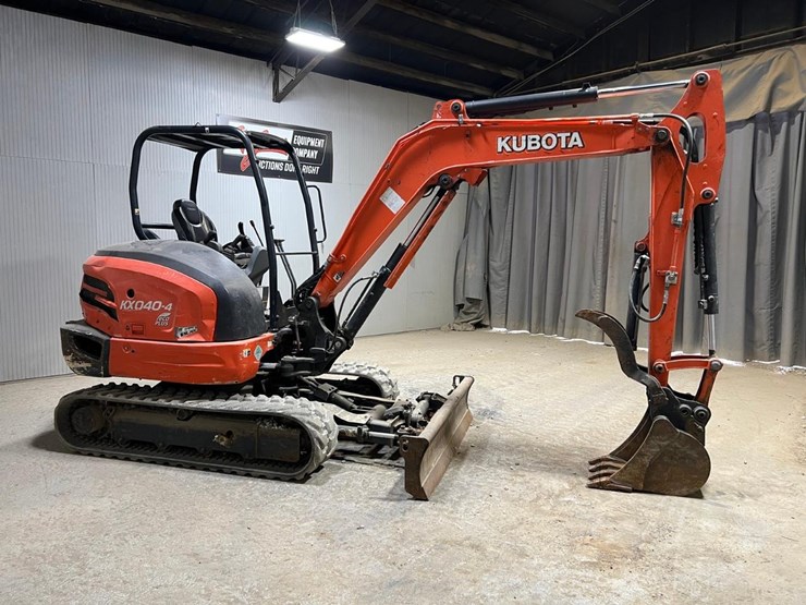 2020-kubota-kx040-4-image-6
