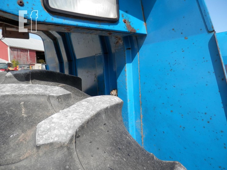 new-holland-3010-image-16