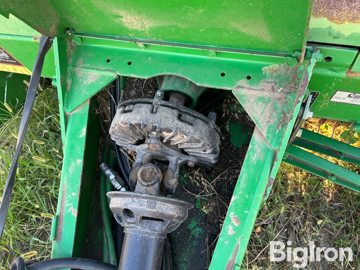 2006-john-deere-567-image-11