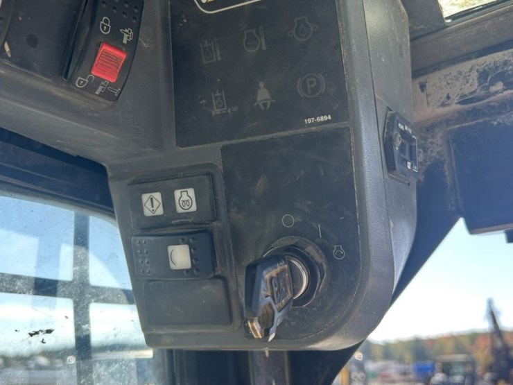 caterpillar-247b3-image-48