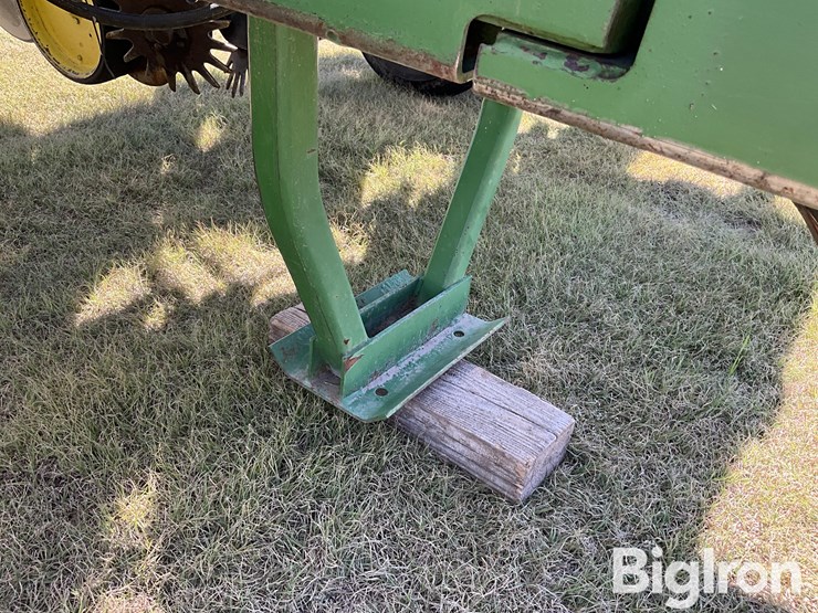 john-deere-7200-image-13