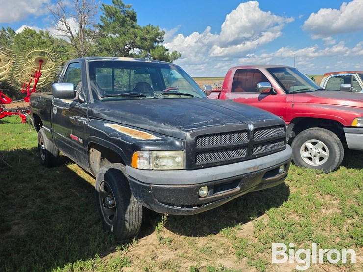 1997-dodge-ram-1500-image-3