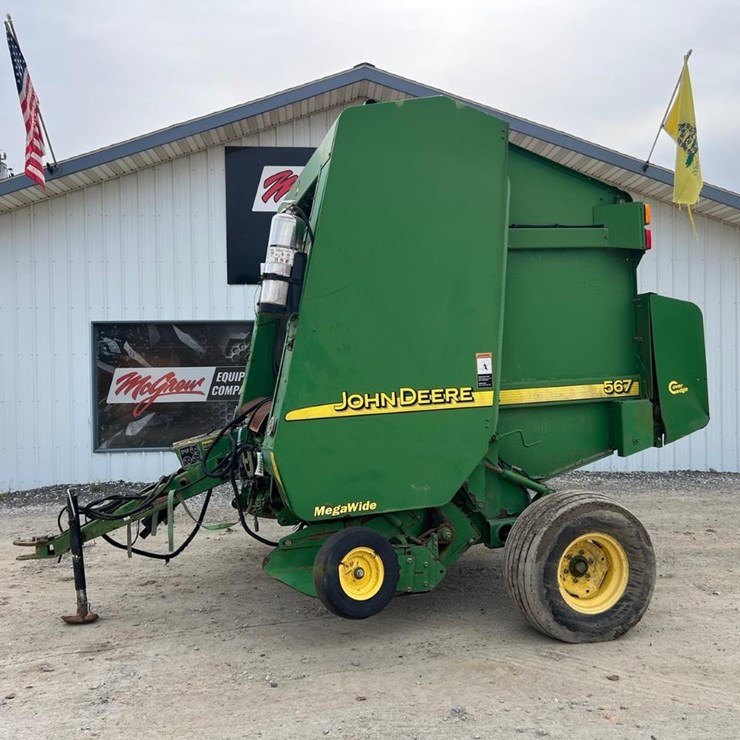 JOHN DEERE 567