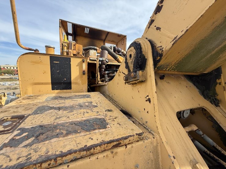 deere-790d-image-26