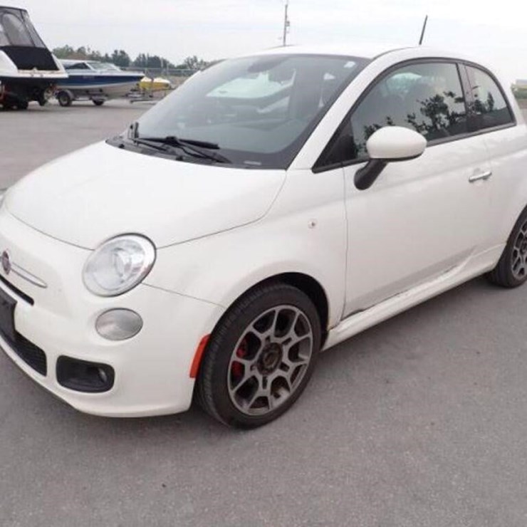 2015 Fiat 500 Automobile 3C3CFFBR7FT662975
