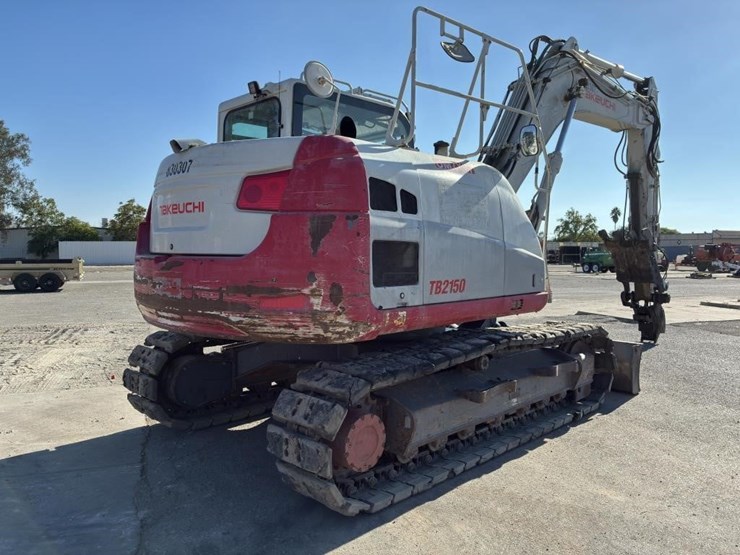 2017-takeuchi-tb2150-image-3