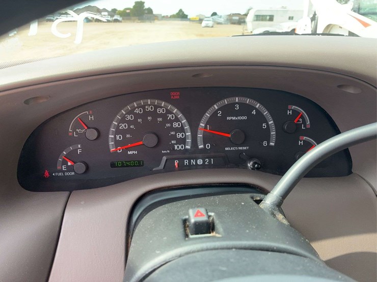 1999-ford-f150-lariat-image-17
