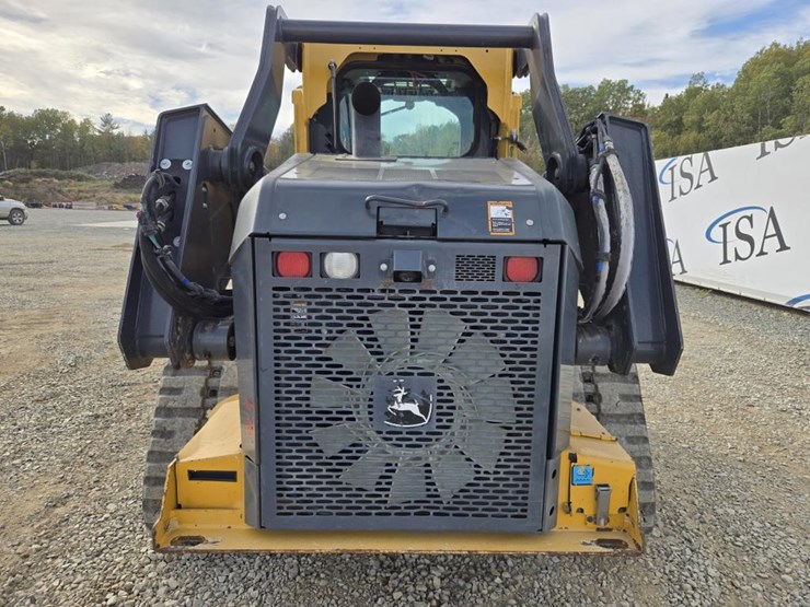 deere-331g-image-4