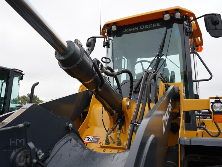 2024-deere-544-image-31