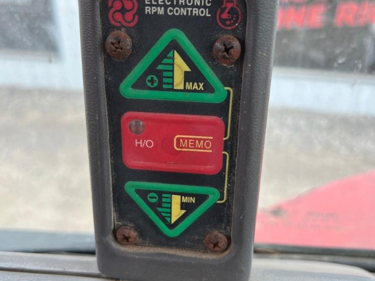 agco-allis-8610-image-35
