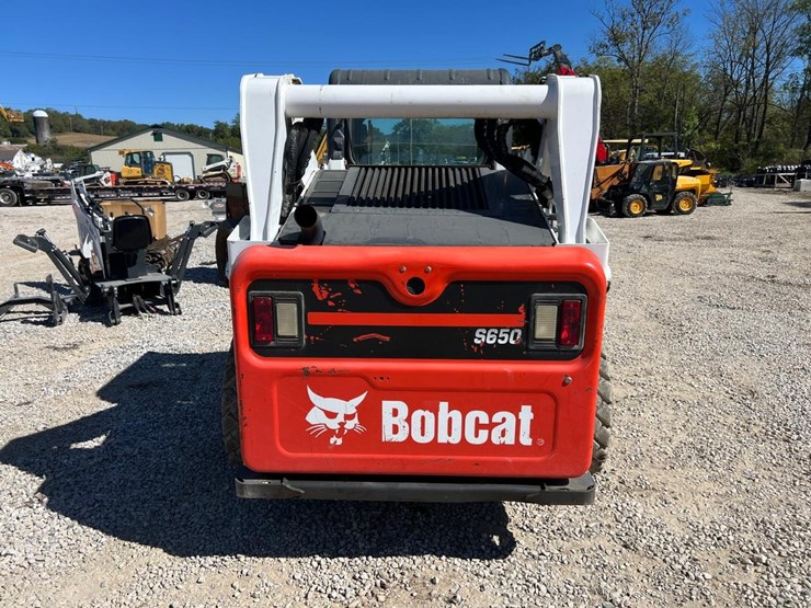 2019-bobcat-s650-image-4
