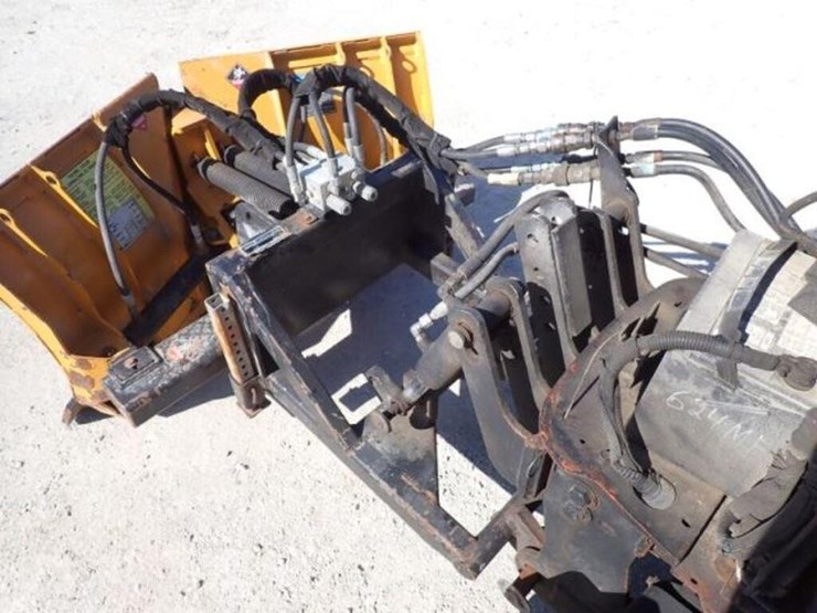 kubota-m7040d-image-31