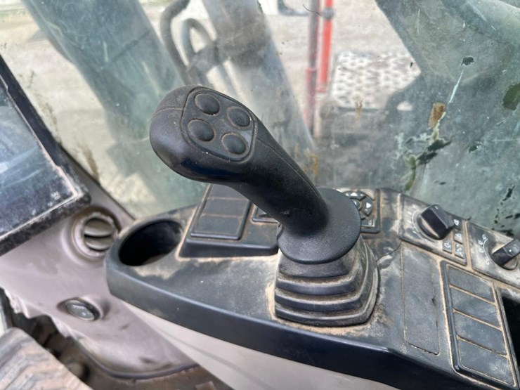 2016-volvo-ec160-image-33