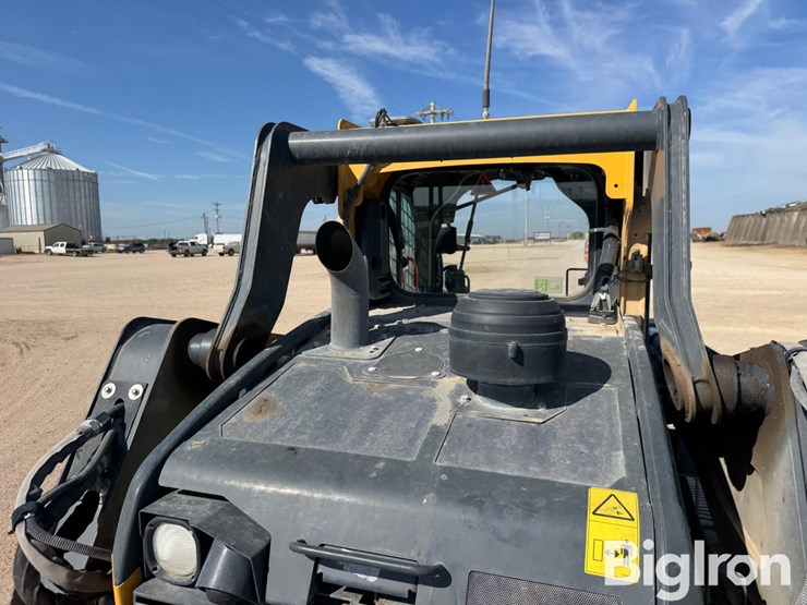 2024-deere-325g-image-16