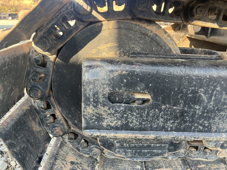 2012-komatsu-pc70-image-48