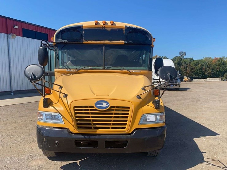 2009-blue-bird-bb-conventional-school-bus-image-3