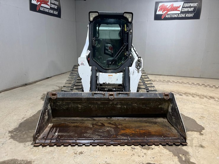 bobcat-t870-image-8