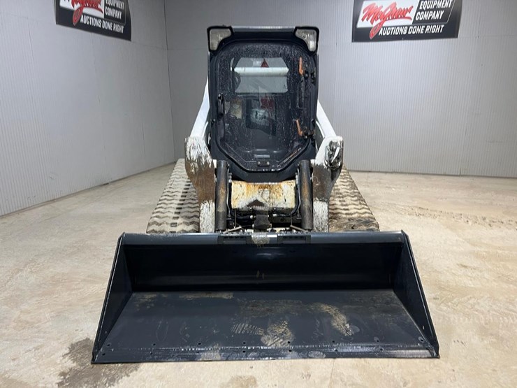 2019-bobcat-t740-image-8