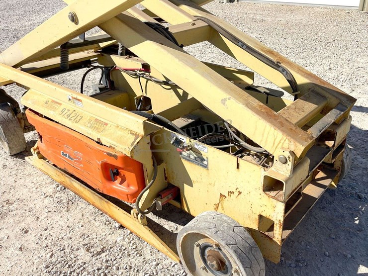 jlg-2646es-image-26
