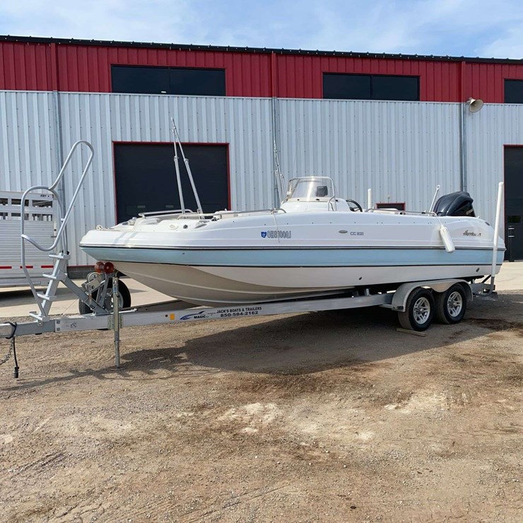 2018 Hurricane cc231 Boat
