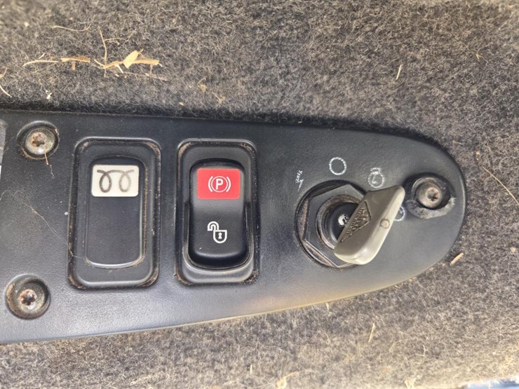 john-deere-250-image-38