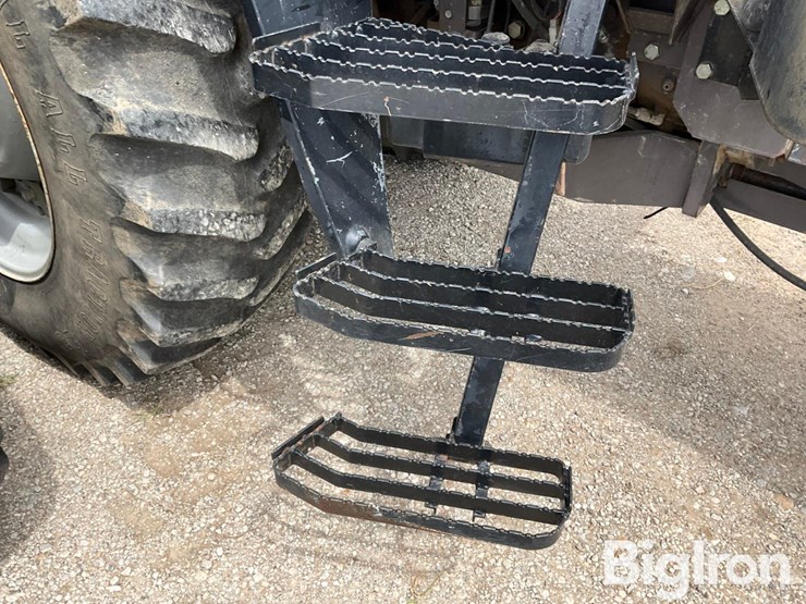 1997-massey-ferguson-8140-image-16