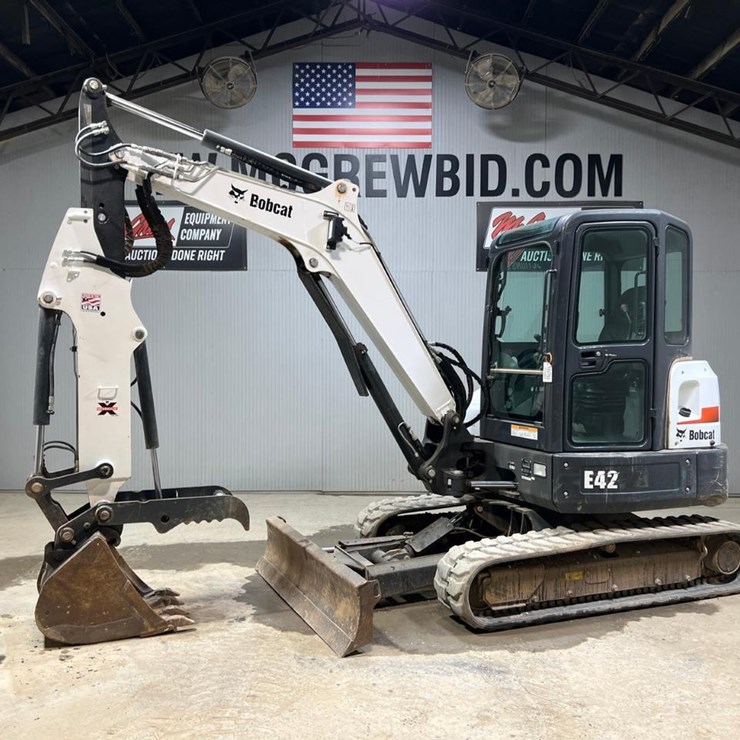 2020 BOBCAT E42