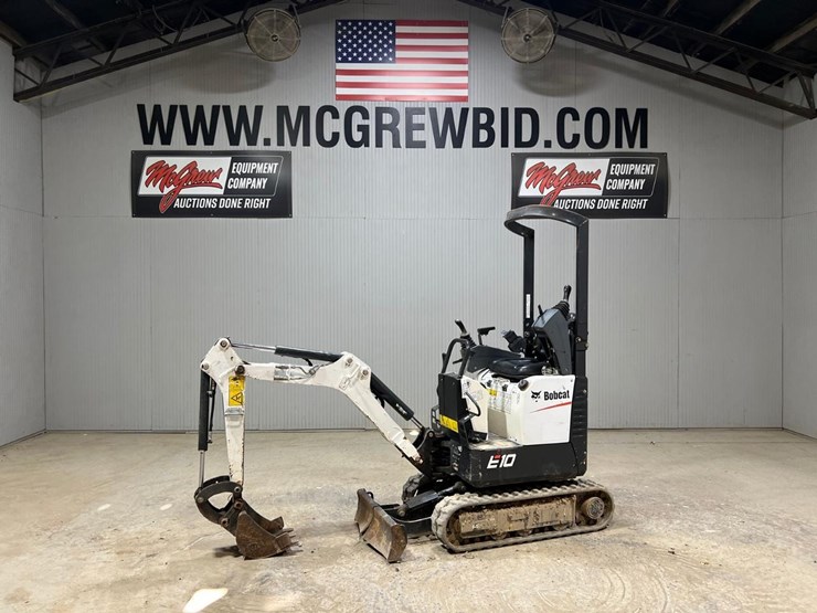 2022-bobcat-e10-image-1