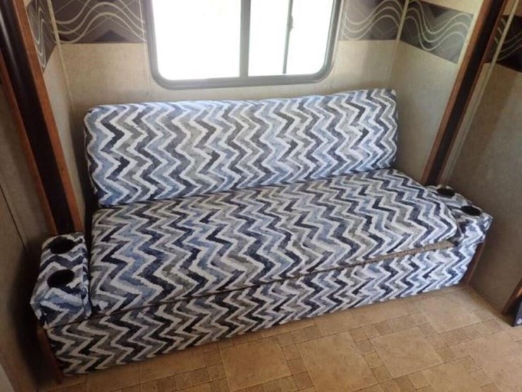 2012-skyline-nomad-t/a-travel-trailer-1se200r21cf0-image-54