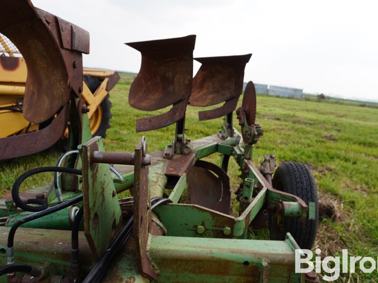 john-deere-4200-image-13