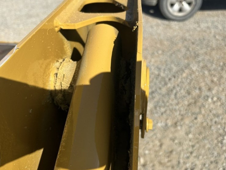 caterpillar-247b3-image-23