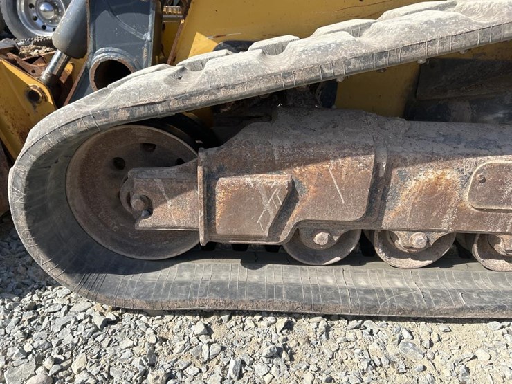 deere-333g-image-53