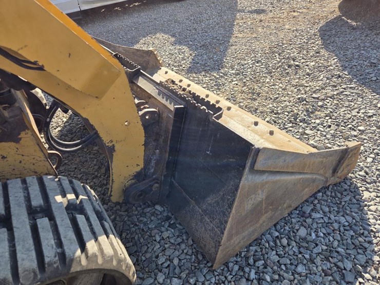 caterpillar-259d-image-12