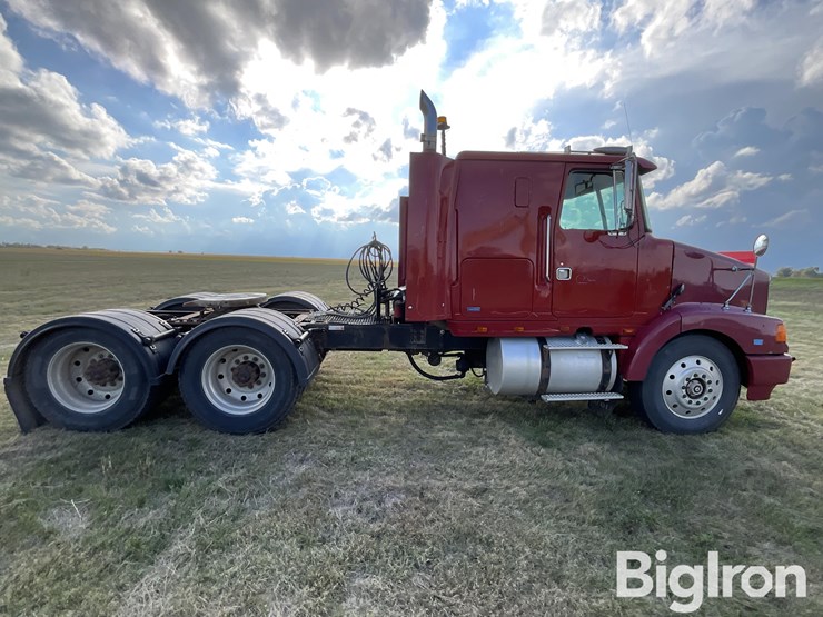 1989-white-wia64t-image-4