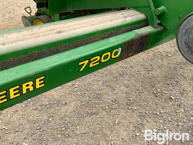 john-deere-7200-image-11